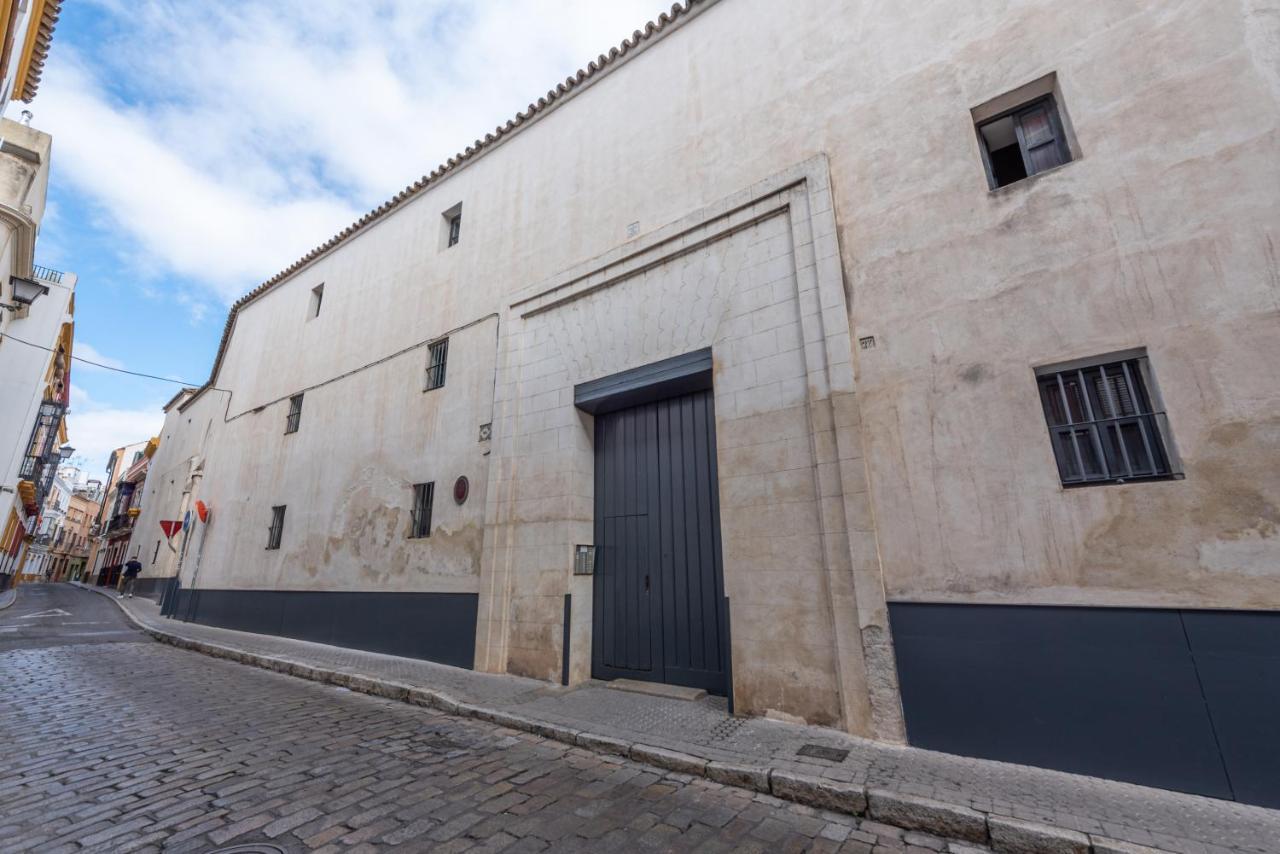 Apartamento En Monumento Historico Nacional Corral Del Conde-Duque De Olivares Seville Ngoại thất bức ảnh