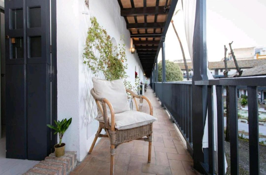 Apartamento En Monumento Historico Nacional Corral Del Conde-Duque De Olivares Seville Ngoại thất bức ảnh